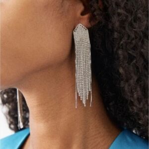 ⭐Rhinestone Silver Dangling Earrings⭐